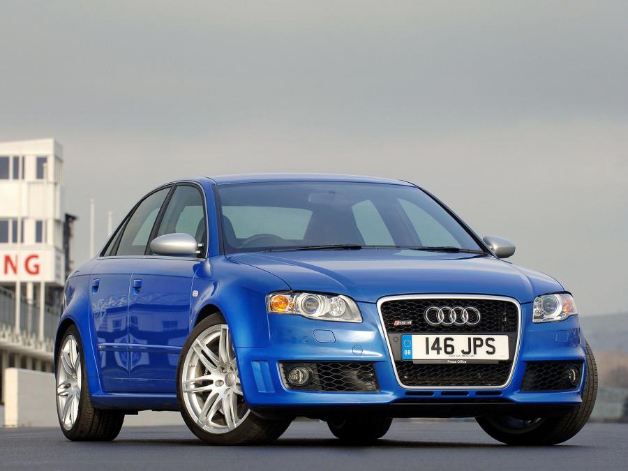  Audi RS4 Sedan (B7, 8E) 2005 года  (UK) (фото 1 из 10)